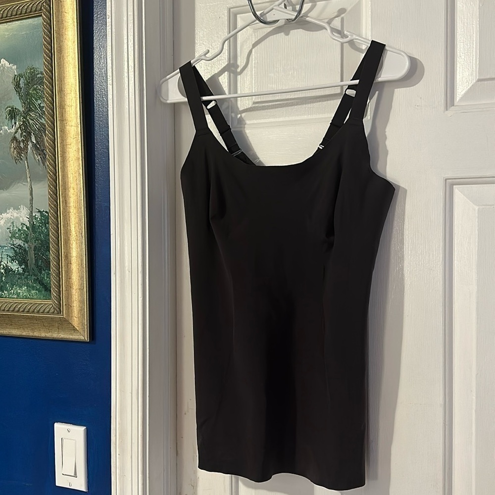 NWOT Maidenform Black Adjustable Strap Nylon & Spandex Shapewear Camisole Sz 2XL